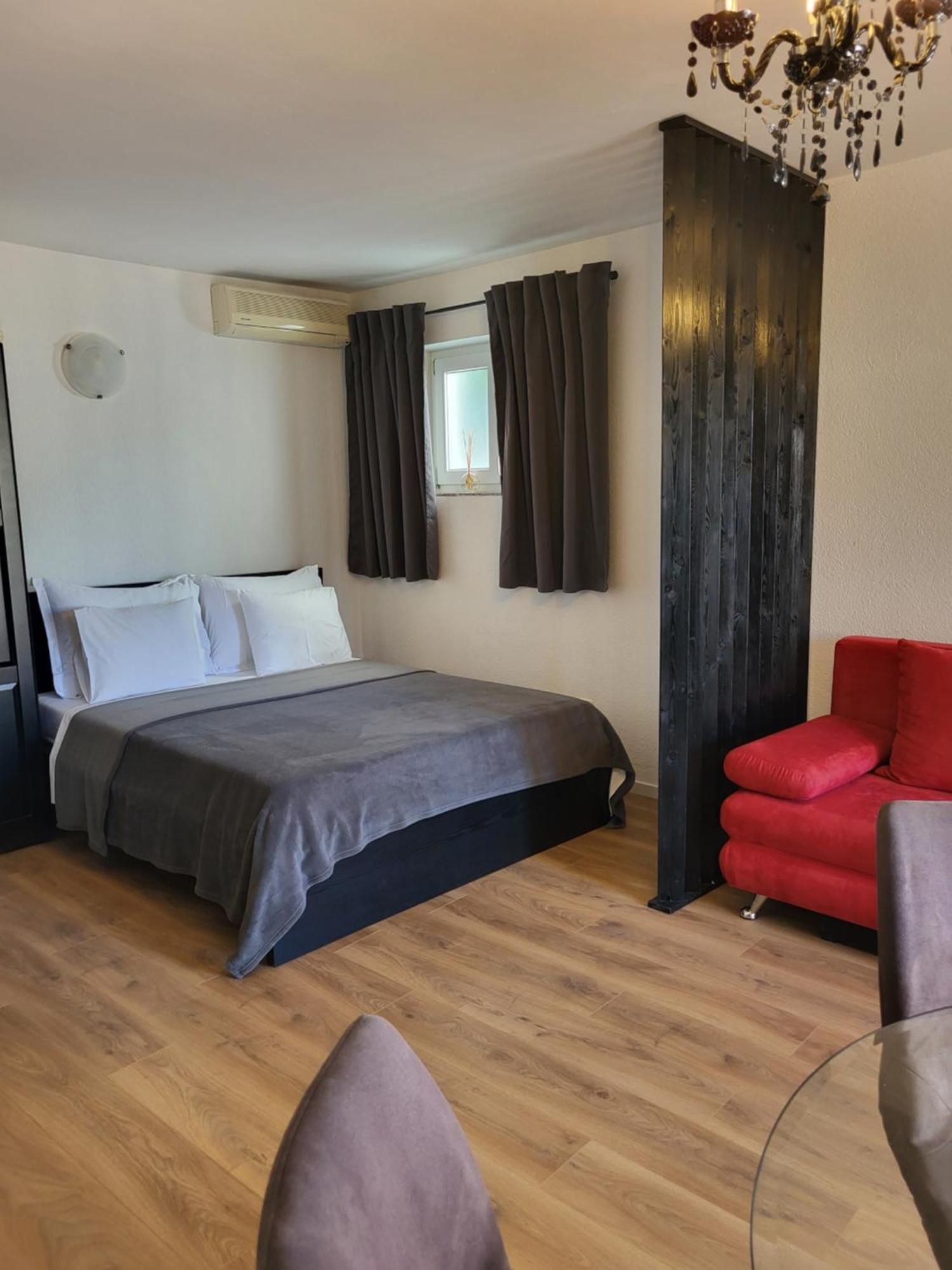 Apartments Vukovic Selce Rum bild