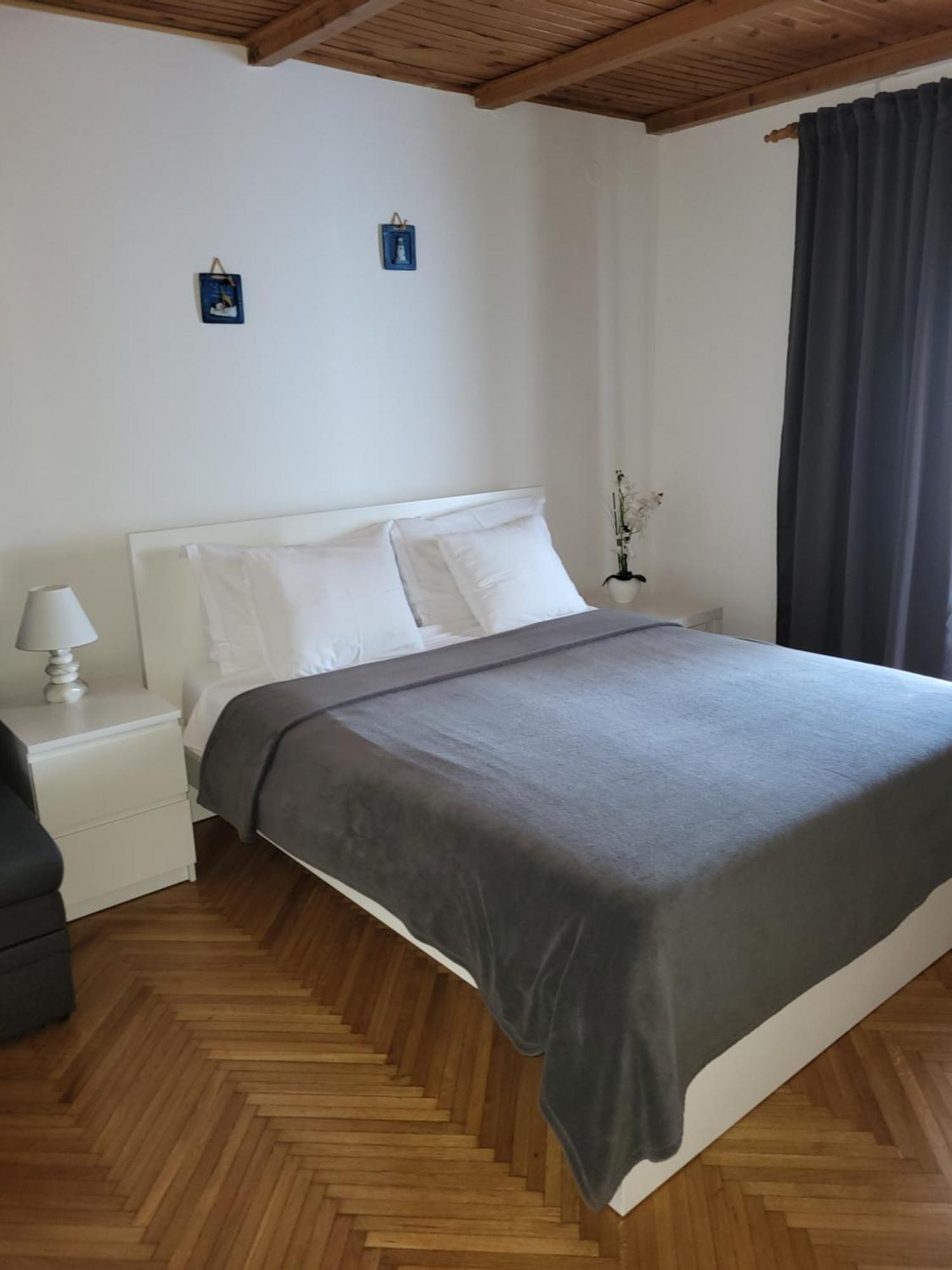 Apartments Vukovic Selce Rum bild